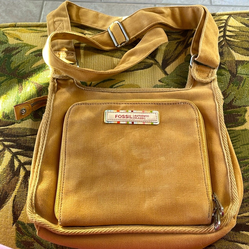 Fossil  classic crossbody bag y2k